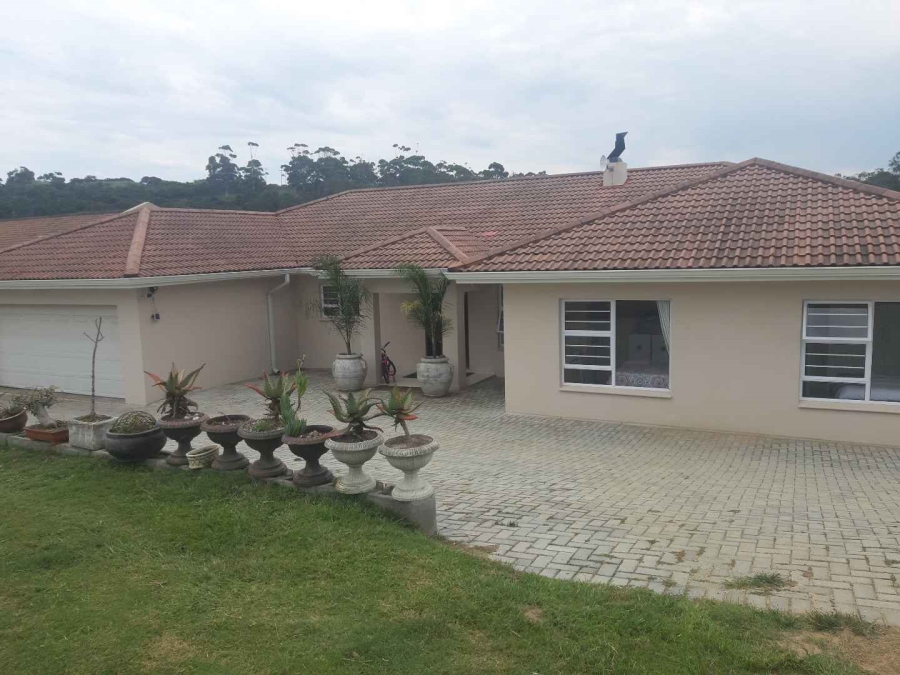 6 Bedroom Property for Sale in East Coast Resorts Eastern Cape